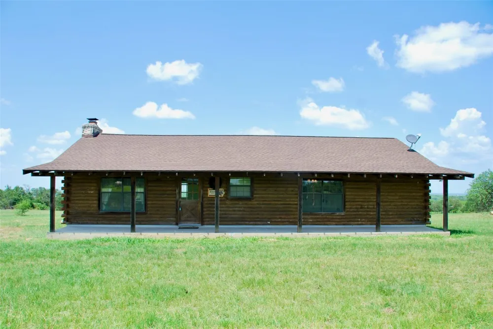 2725 Old Lehmann Road Kingsbury, TX 78638